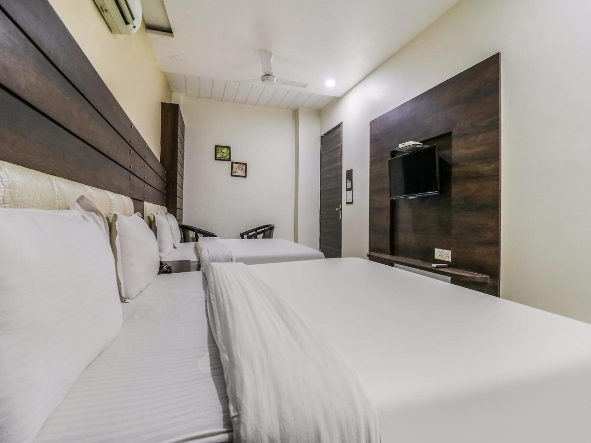 Oyo 1977 Hotel Grand Galaxy Amritsar Exterior foto